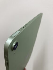 iPad Air4電源ボタン陥没修理